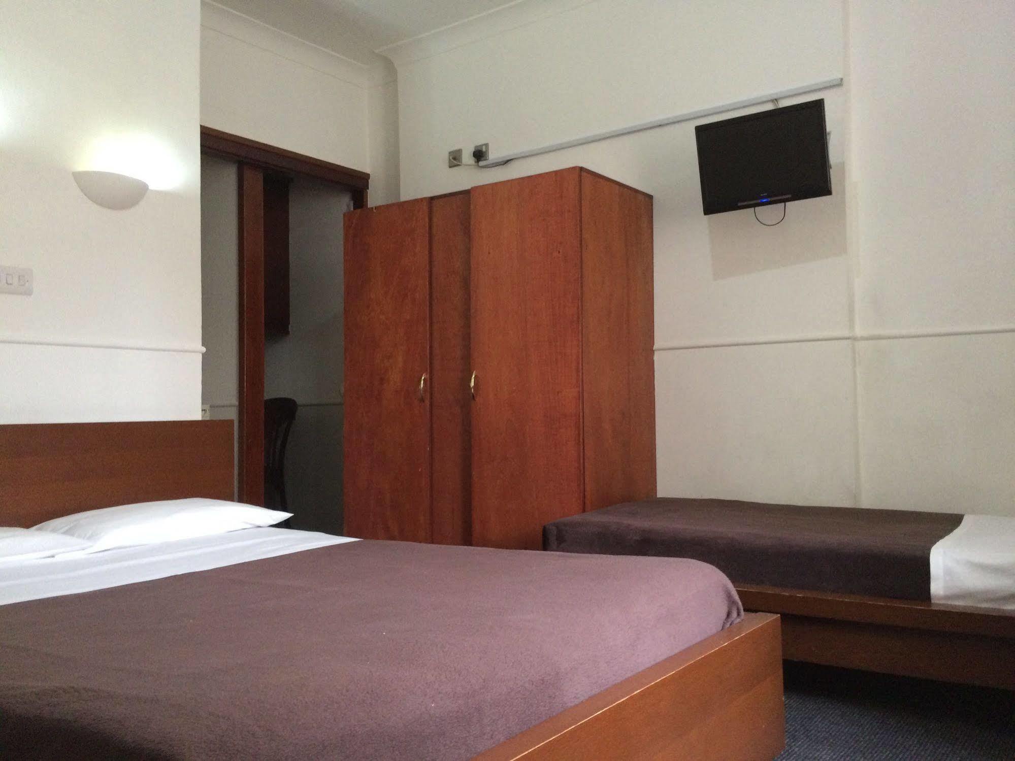 London Continental Hotel Luaran gambar